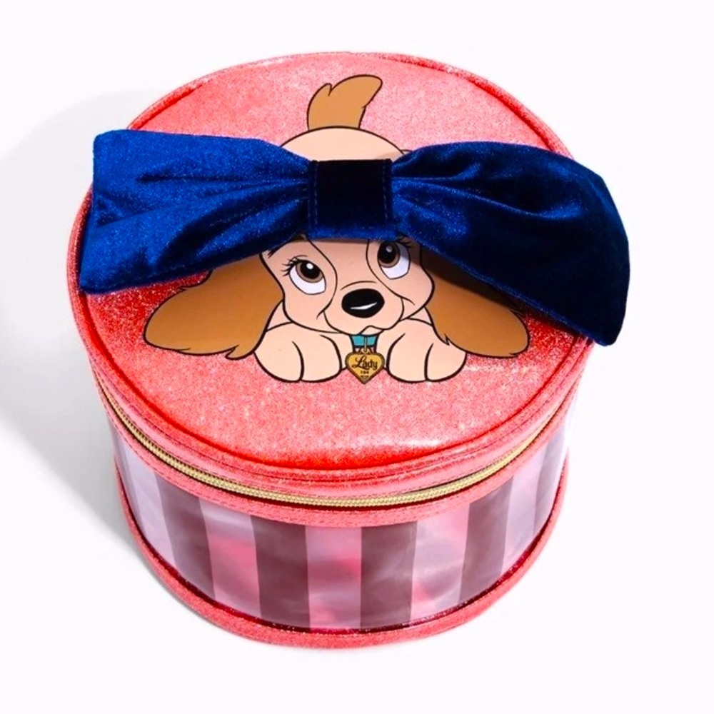 NWT! ✨🎀RARE EXCLUSIVE🎀✨ DANIELLE NICOLE Lady and the Tramp Makeup Bag!